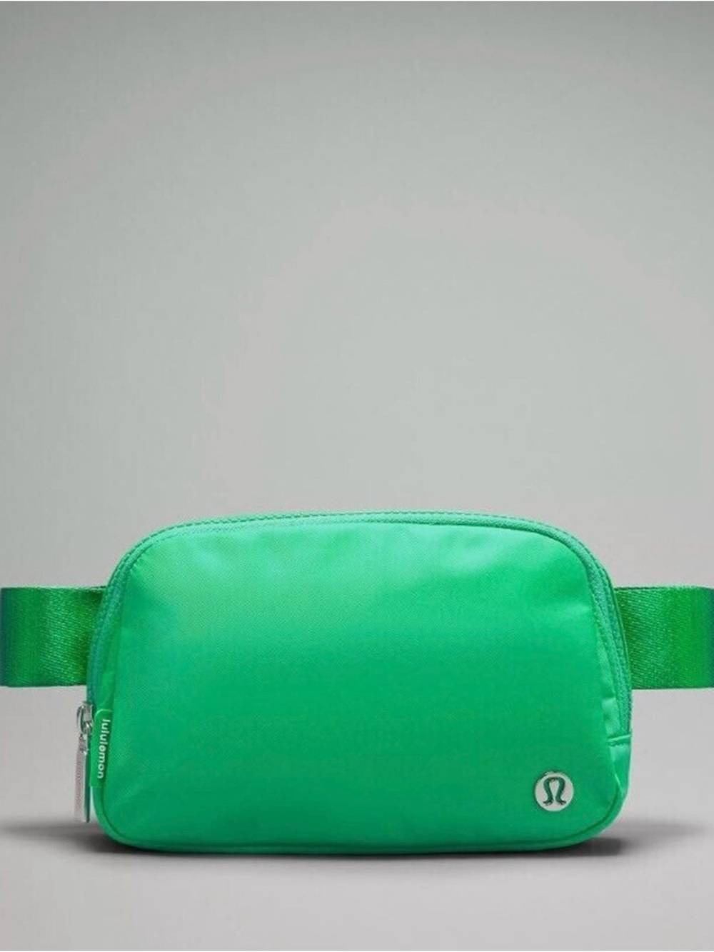 Lululemon Everywhere Belt Bag 1L Volume Green